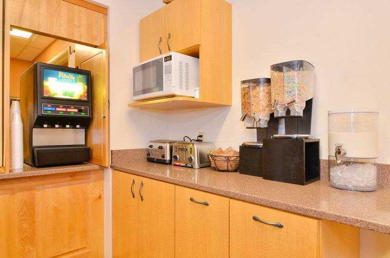 Best Western Yellowstone Crossing Laurel Bilik gambar